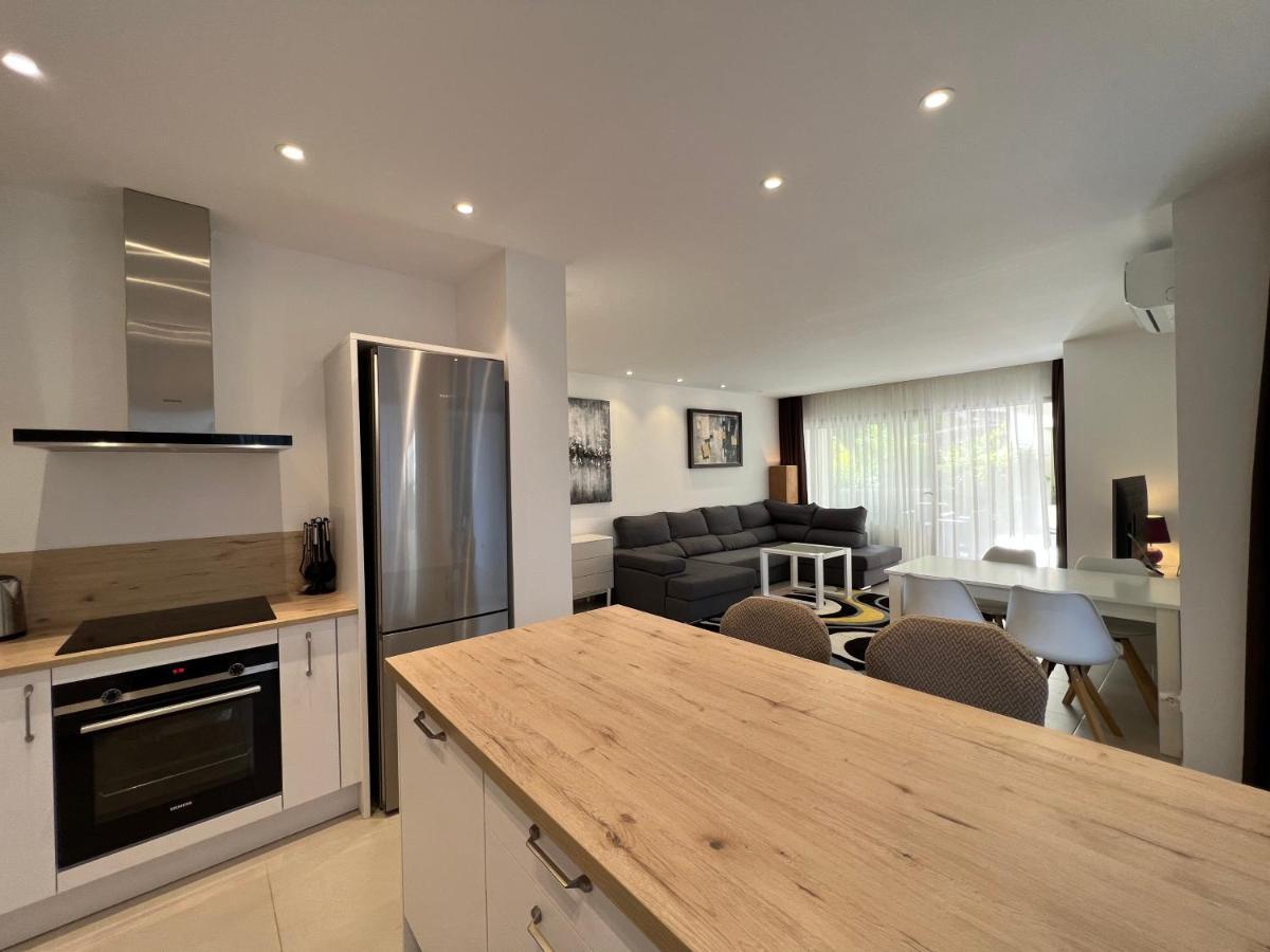 Apartment Luxury Family Equilibrium By Altamarhomes Palm-mar